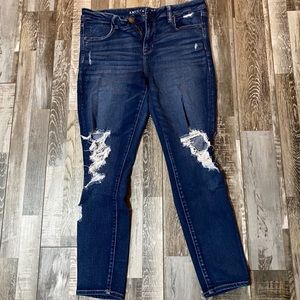 AMERICAN EAGLE JEANS